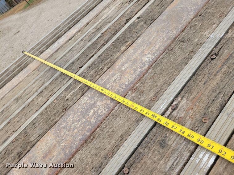 image for item DN3619 2000 Reinke Manufacturing Company drop deck trailer