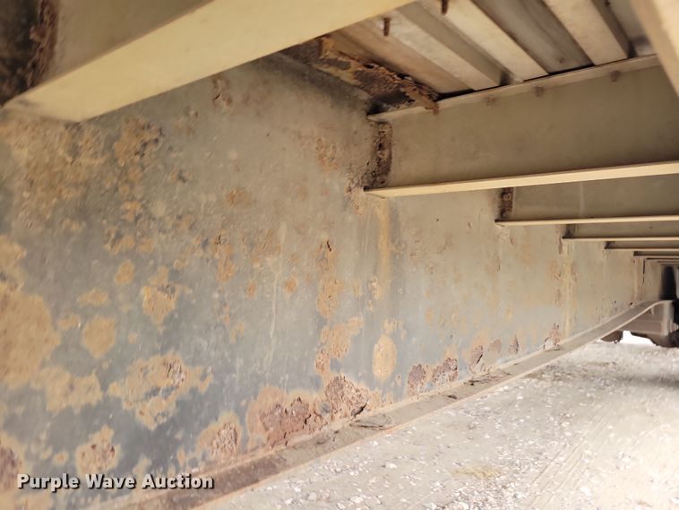 image for item DN3619 2000 Reinke Manufacturing Company drop deck trailer