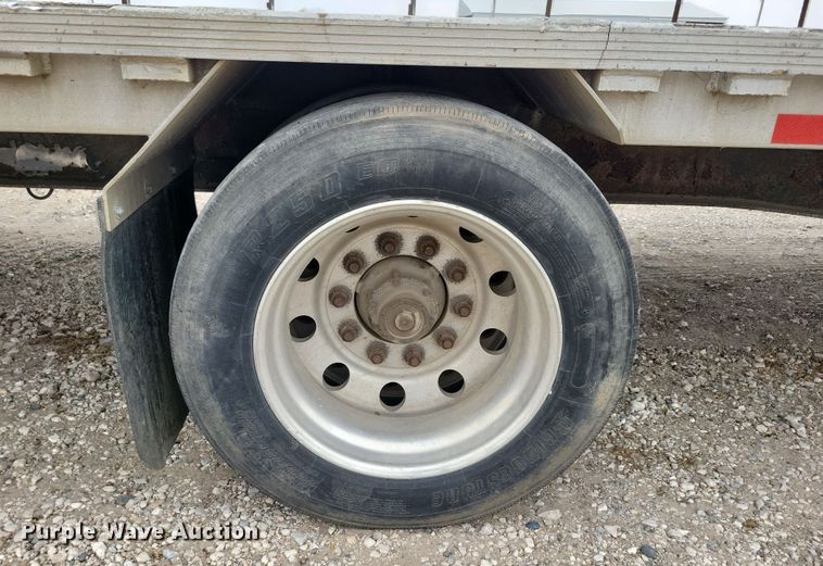 image for item DN3619 2000 Reinke Manufacturing Company drop deck trailer