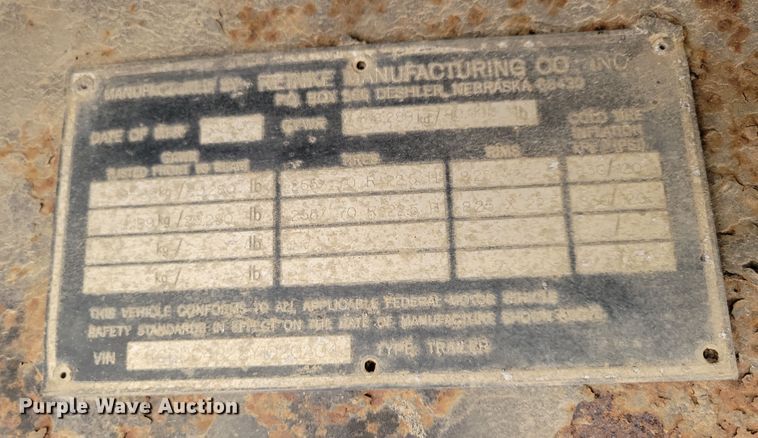 image for item DN3619 2000 Reinke Manufacturing Company drop deck trailer