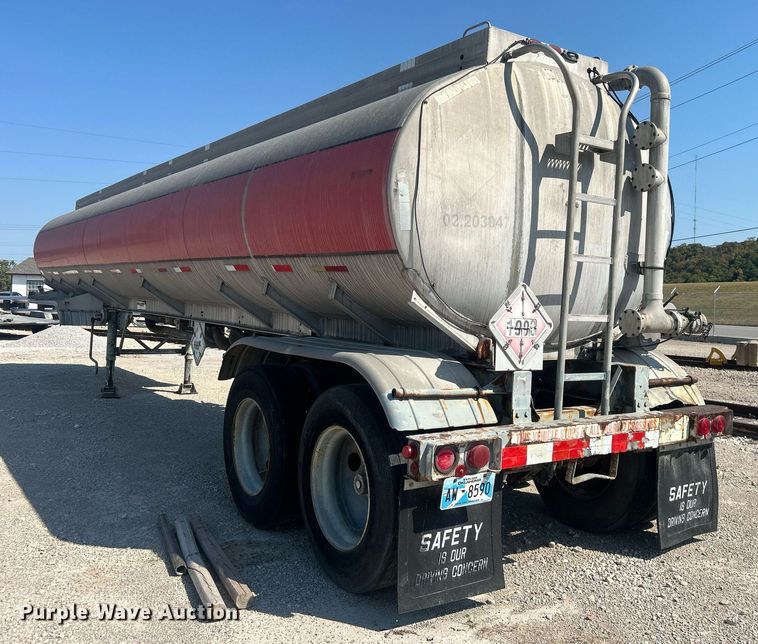 image for item DO7555 1980 Pullman Trailmobile tank trailer