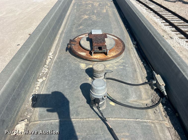 image for item DO7555 1980 Pullman Trailmobile tank trailer