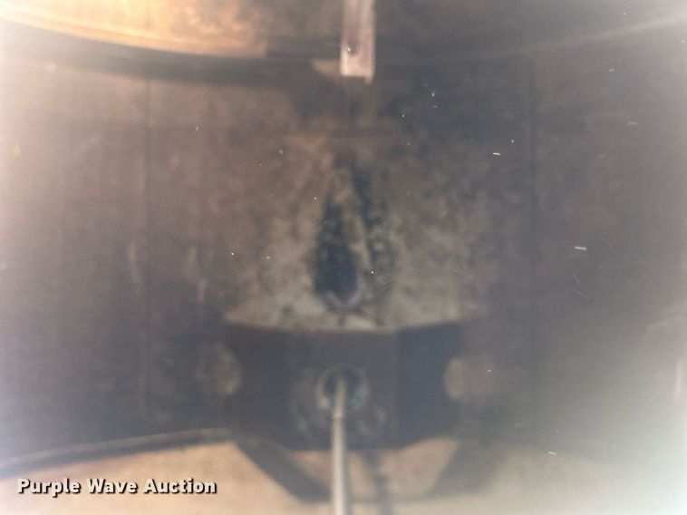 image for item DO7555 1980 Pullman Trailmobile tank trailer