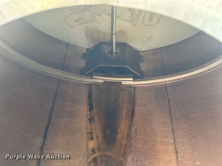 image for item DO7555 1980 Pullman Trailmobile tank trailer