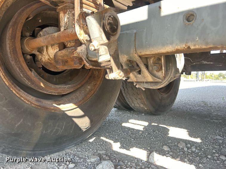 image for item DO7555 1980 Pullman Trailmobile tank trailer