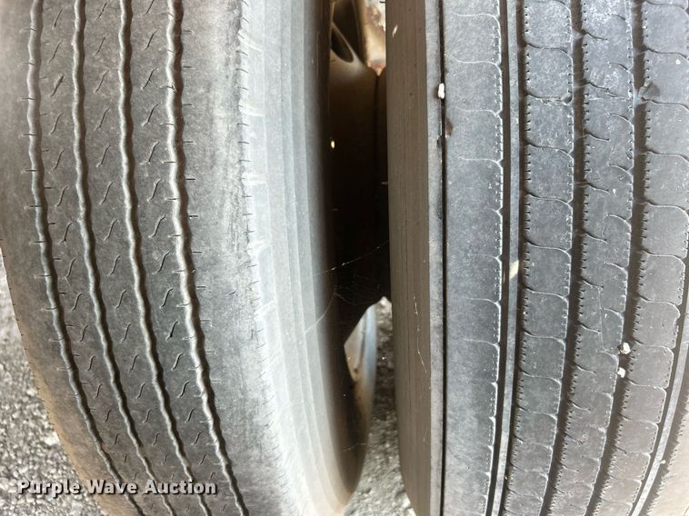 image for item DO7555 1980 Pullman Trailmobile tank trailer