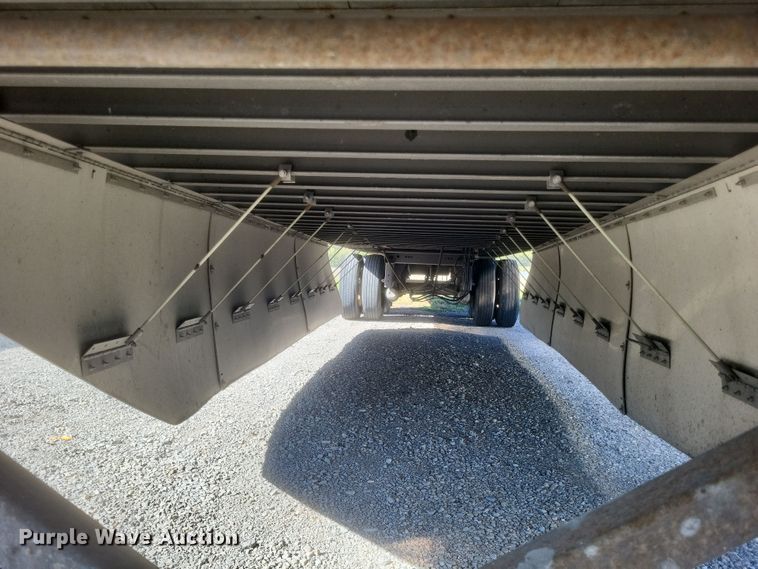 image for item DQ3730 2011 Wabash  dry van trailer