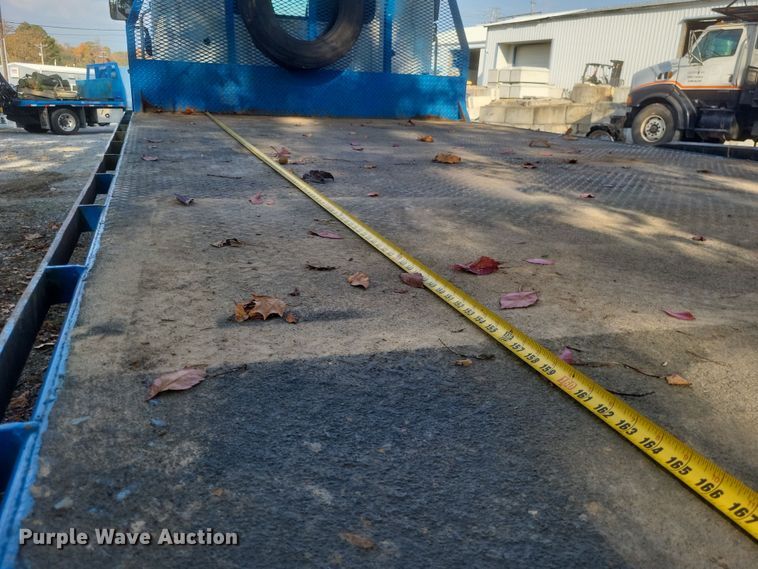 image for item DQ3739 2020 Hino Conventional  flatbed truck