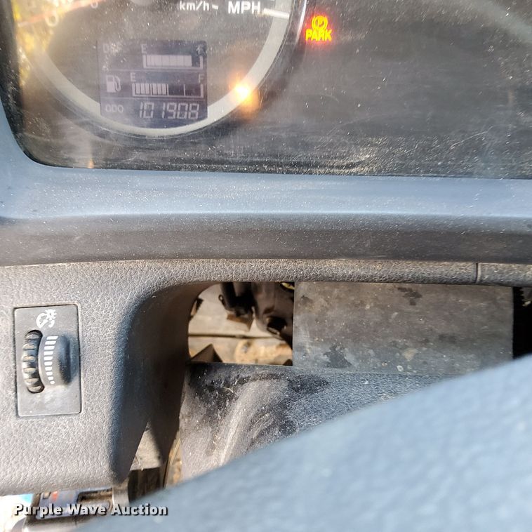 image for item DQ3739 2020 Hino Conventional  flatbed truck