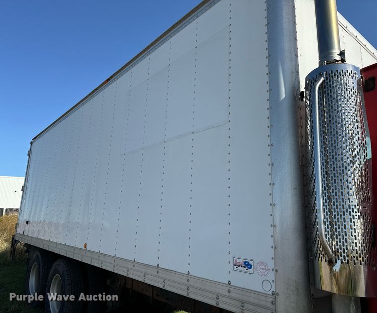 image for item DT2050 2005 Sterling  box truck