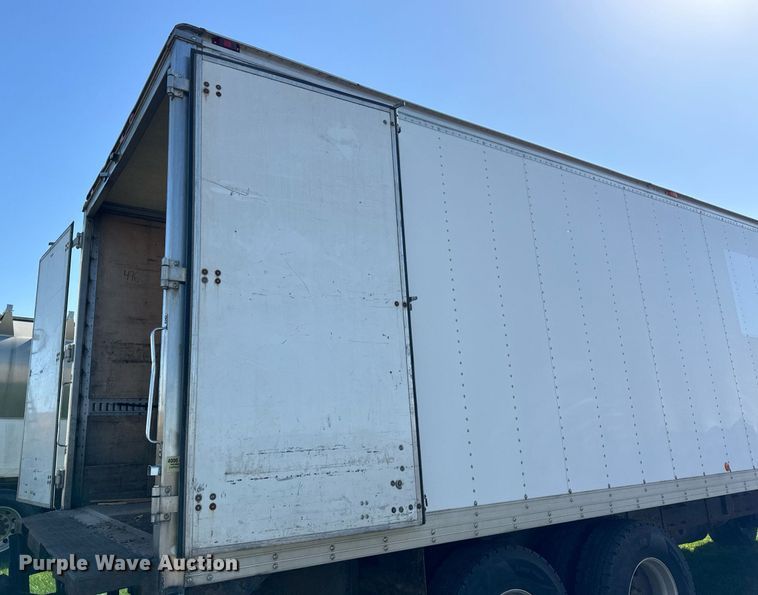 image for item DT2050 2005 Sterling  box truck