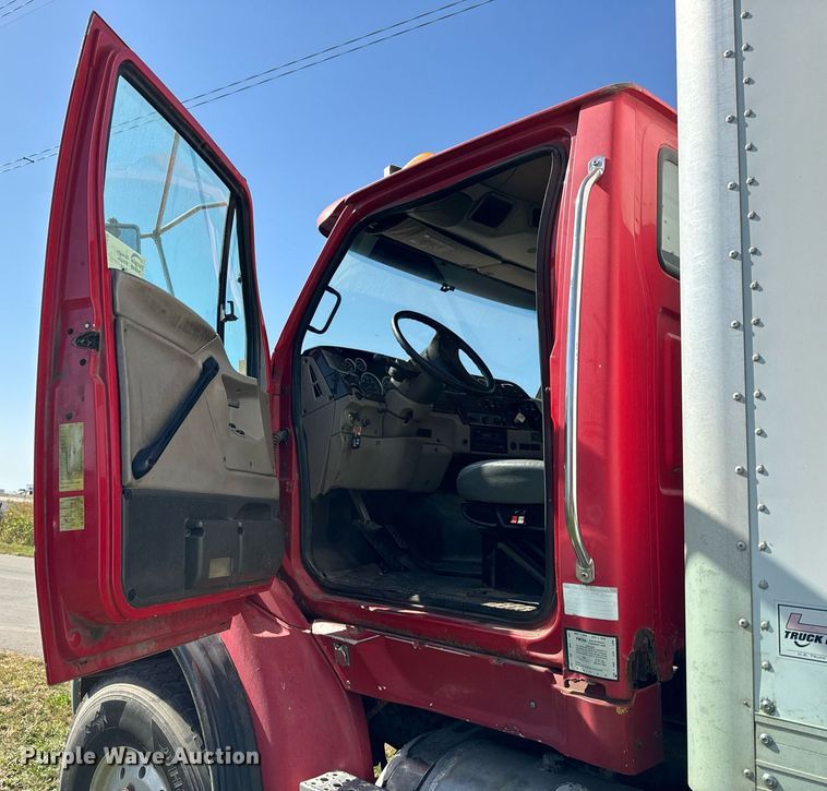 image for item DT2050 2005 Sterling  box truck