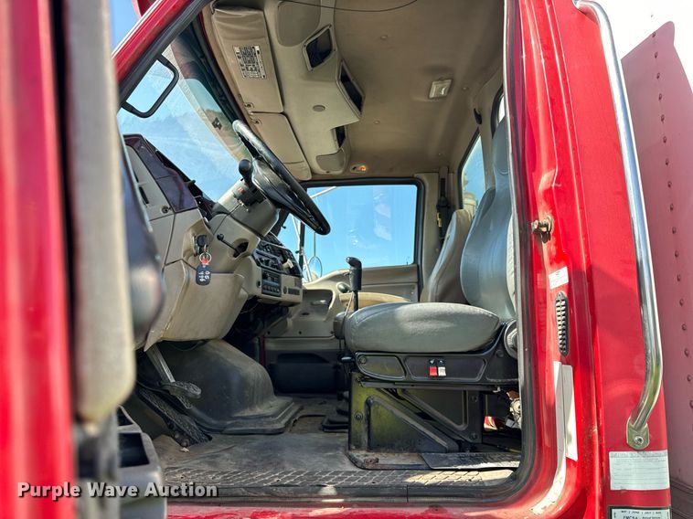 image for item DT2050 2005 Sterling  box truck