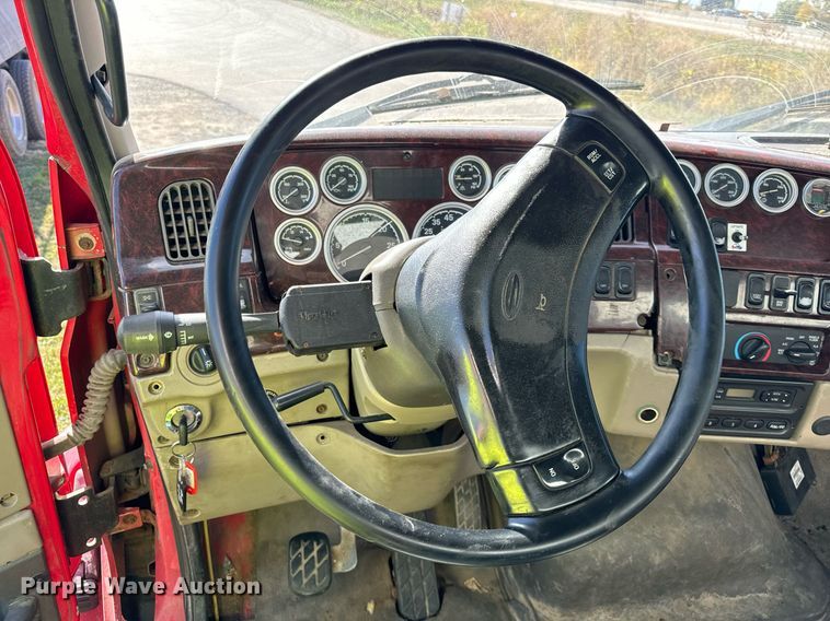 image for item DT2050 2005 Sterling  box truck