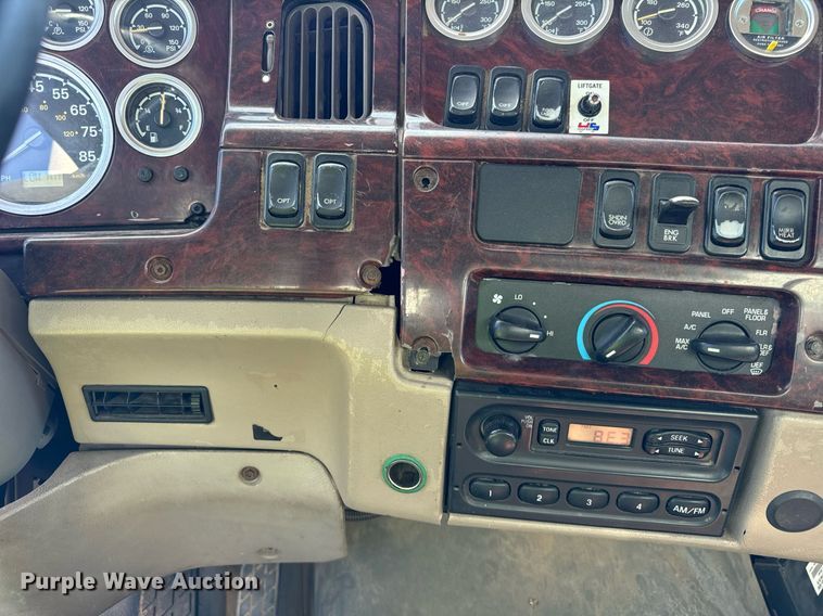 image for item DT2050 2005 Sterling  box truck