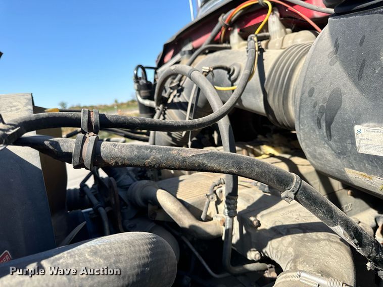 image for item DT2050 2005 Sterling  box truck