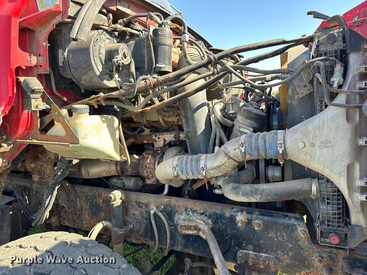 image for item DT2050 2005 Sterling  box truck