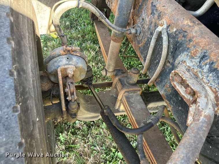 image for item DT2050 2005 Sterling  box truck