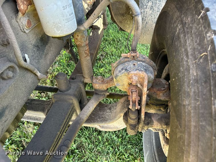 image for item DT2050 2005 Sterling  box truck