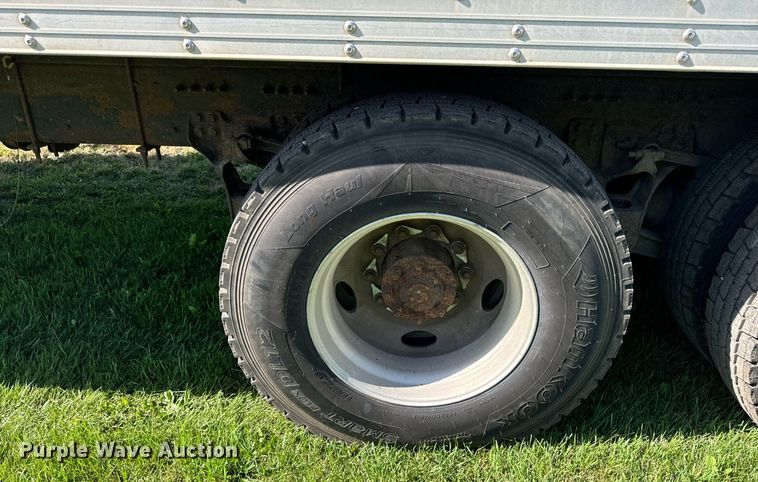 image for item DT2050 2005 Sterling  box truck