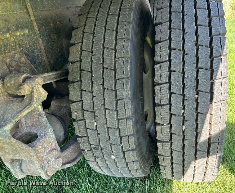 image for item DT2050 2005 Sterling  box truck