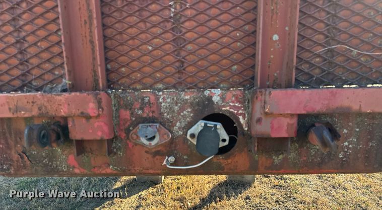 image for item DT2095 1983 Great Dane  GPS-42 flatbed trailer