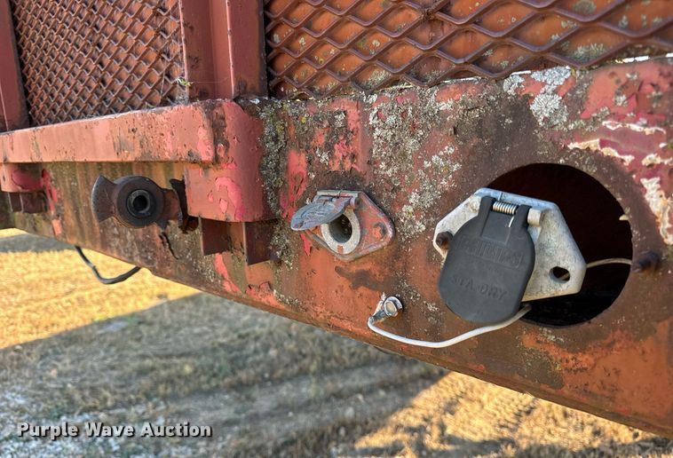 image for item DT2095 1983 Great Dane  GPS-42 flatbed trailer