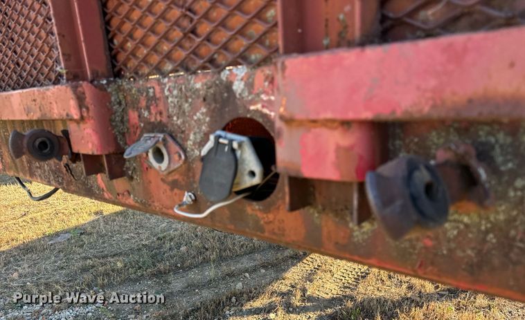 image for item DT2095 1983 Great Dane  GPS-42 flatbed trailer