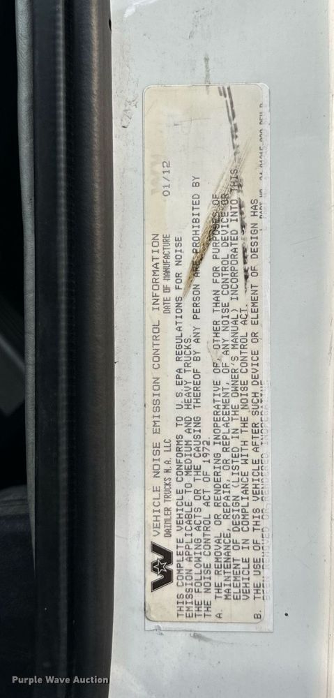 image for item DT2106 2012 Western Star Conventional 4900SB semi truck