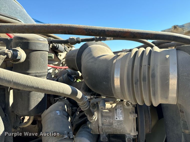 image for item DU9465 1998 Ford FT900 truck cab and chassis