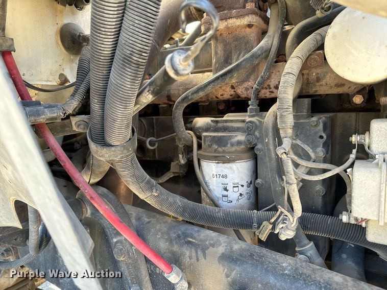 image for item DU9465 1998 Ford FT900 truck cab and chassis