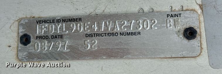 image for item DU9465 1998 Ford FT900 truck cab and chassis