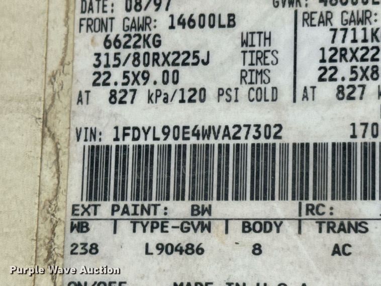 image for item DU9465 1998 Ford FT900 truck cab and chassis