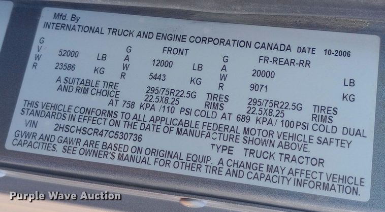 image for item DW0774 2007 International 9900i semi truck