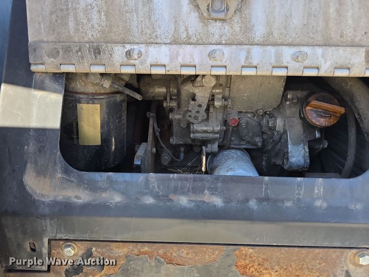 image for item DW3820 2013 Freightliner Cascadia 125 semi truck