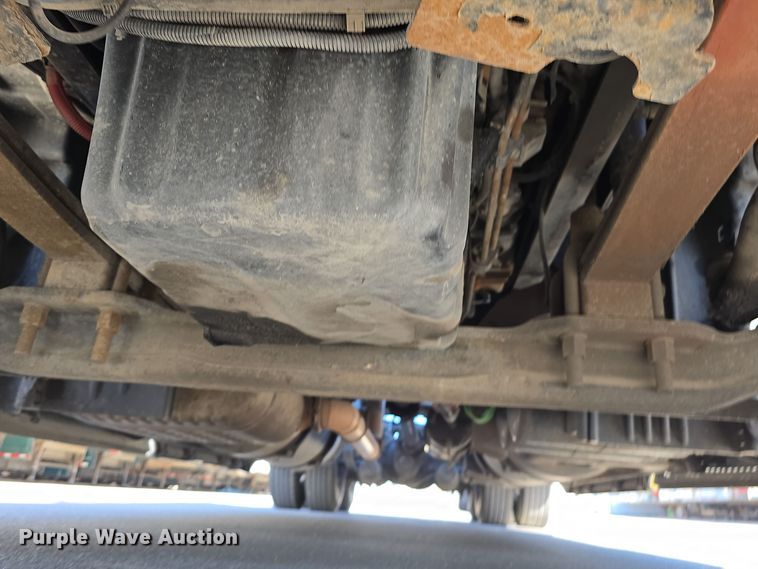 image for item DW3820 2013 Freightliner Cascadia 125 semi truck