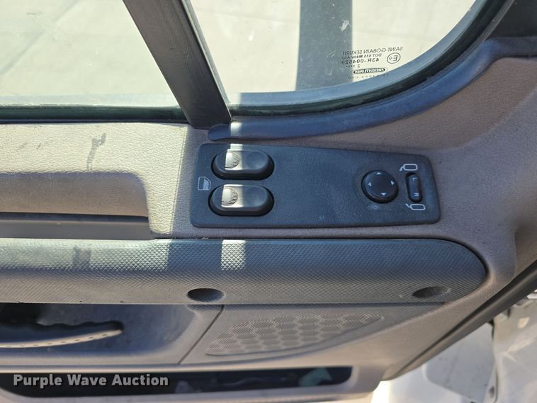 image for item DW3820 2013 Freightliner Cascadia 125 semi truck