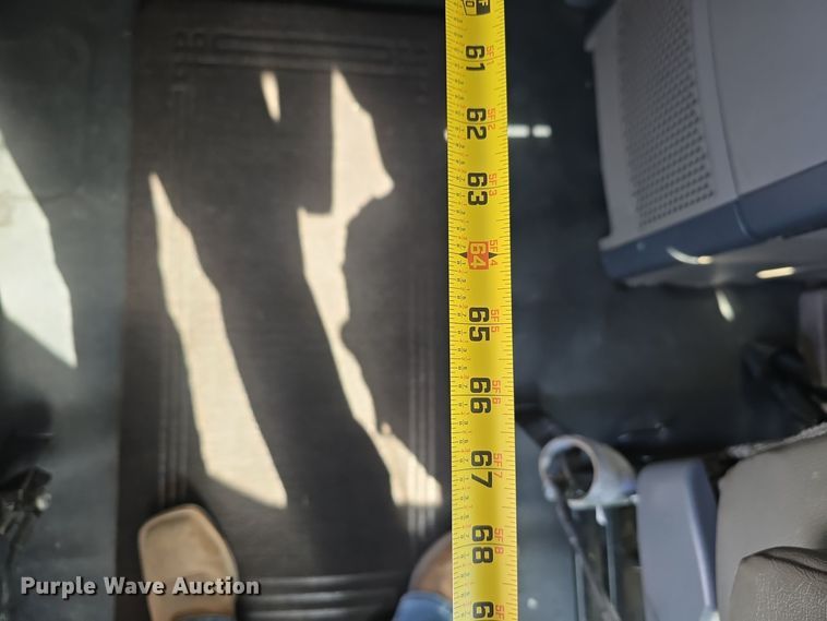 image for item DW3820 2013 Freightliner Cascadia 125 semi truck