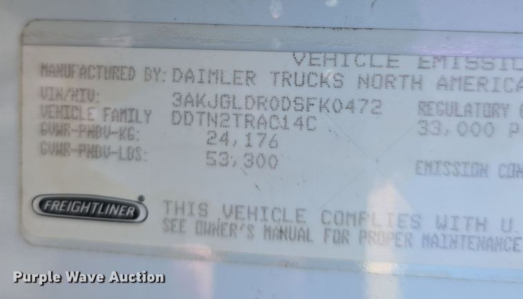image for item DW3820 2013 Freightliner Cascadia 125 semi truck