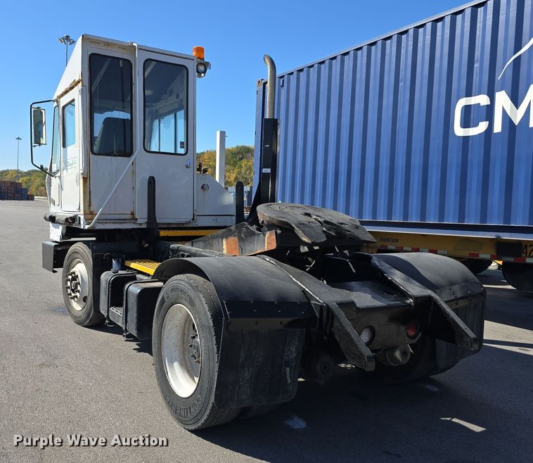 image for item DW3857 2013 Cargotek Solutions LLC 4x2 yard truck