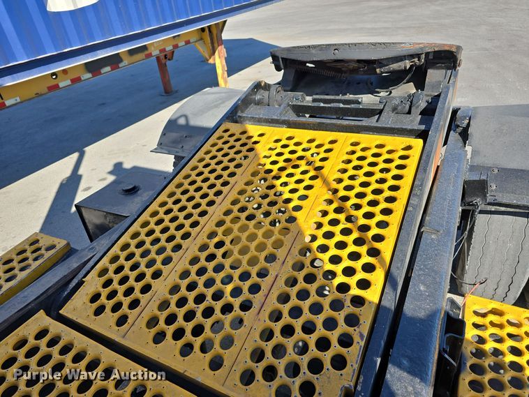 image for item DW3857 2013 Cargotek Solutions LLC 4x2 yard truck