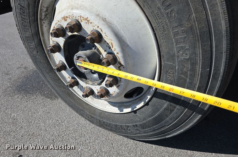 image for item DW3857 2013 Cargotek Solutions LLC 4x2 yard truck