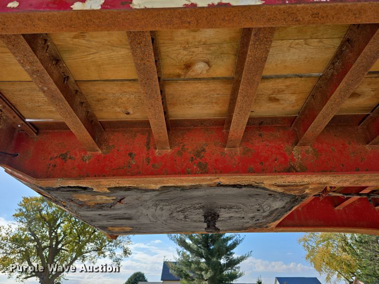 image for item DW3861 1989 Fontaine Trailer Company FTW-4-8048WSA flatbed trailer