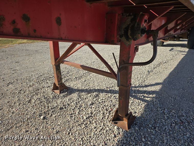 image for item DW3861 1989 Fontaine Trailer Company FTW-4-8048WSA flatbed trailer