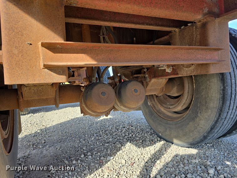 image for item DW3861 1989 Fontaine Trailer Company FTW-4-8048WSA flatbed trailer