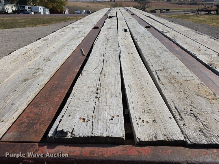 image for item DW3861 1989 Fontaine Trailer Company FTW-4-8048WSA flatbed trailer