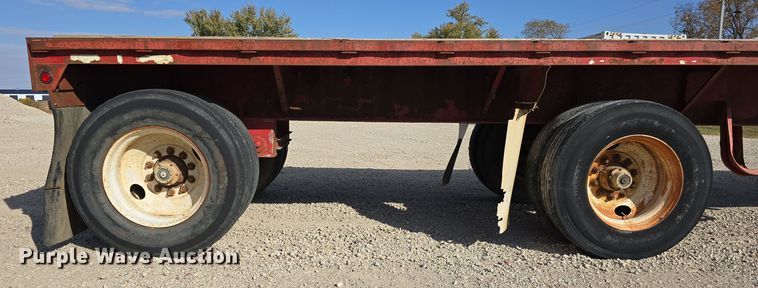 image for item DW3861 1989 Fontaine Trailer Company FTW-4-8048WSA flatbed trailer