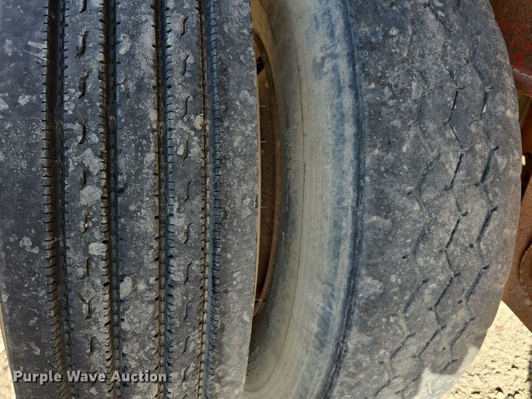 image for item DW3861 1989 Fontaine Trailer Company FTW-4-8048WSA flatbed trailer