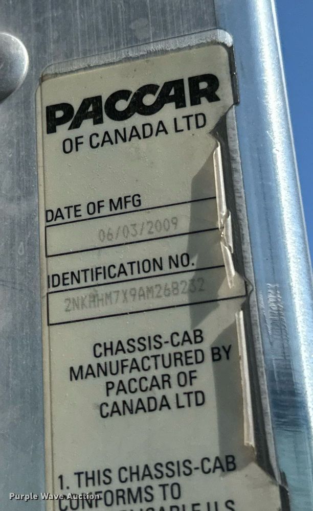 image for item DX1189 2010 Kenworth T370 fuel / lube truck