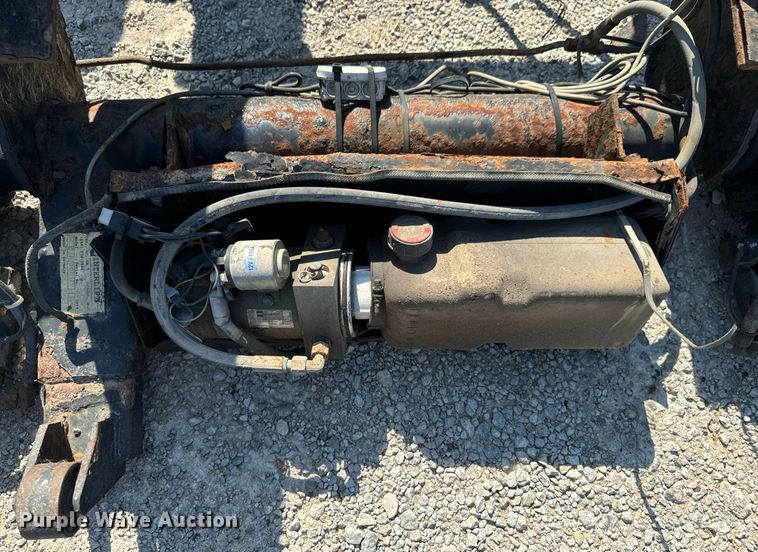 image for item DX1432 Truck Parts